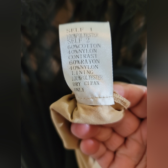 Tadashi Shoji Embroidered Tulle and Sequin Lace Gown 4 Black Sheer Lattice Tulle - Picture 13 of 13